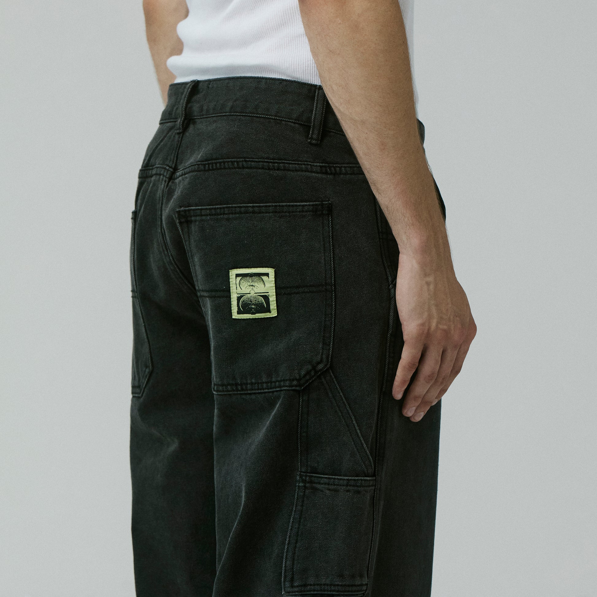 Washed Black Vt Distend Denim Carpenter Pant
