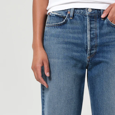 Bounty 90s Mid Rise Crop Jean