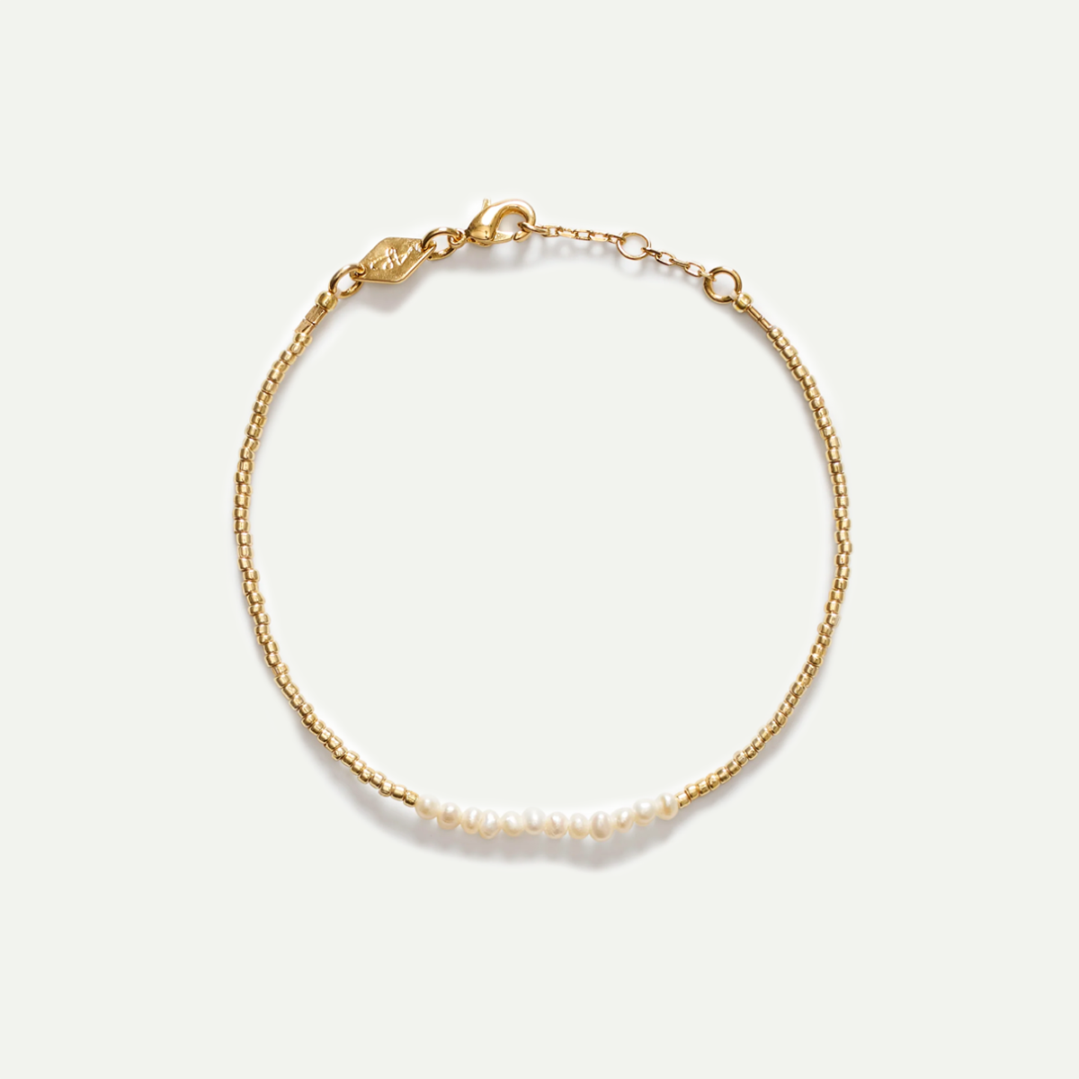 Gold Slim Pearly Bracelet