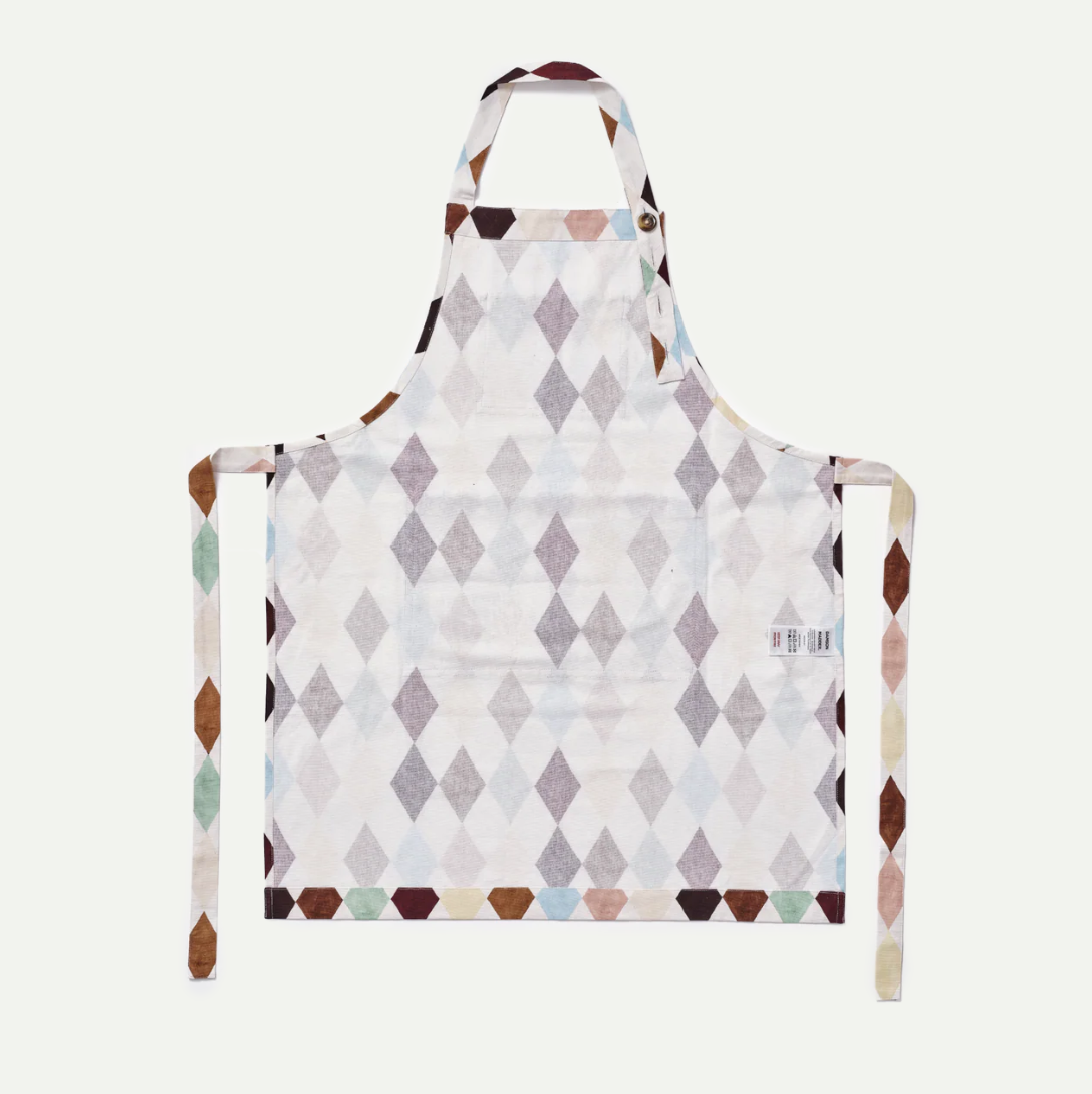 Harlequin Scallop Apron
