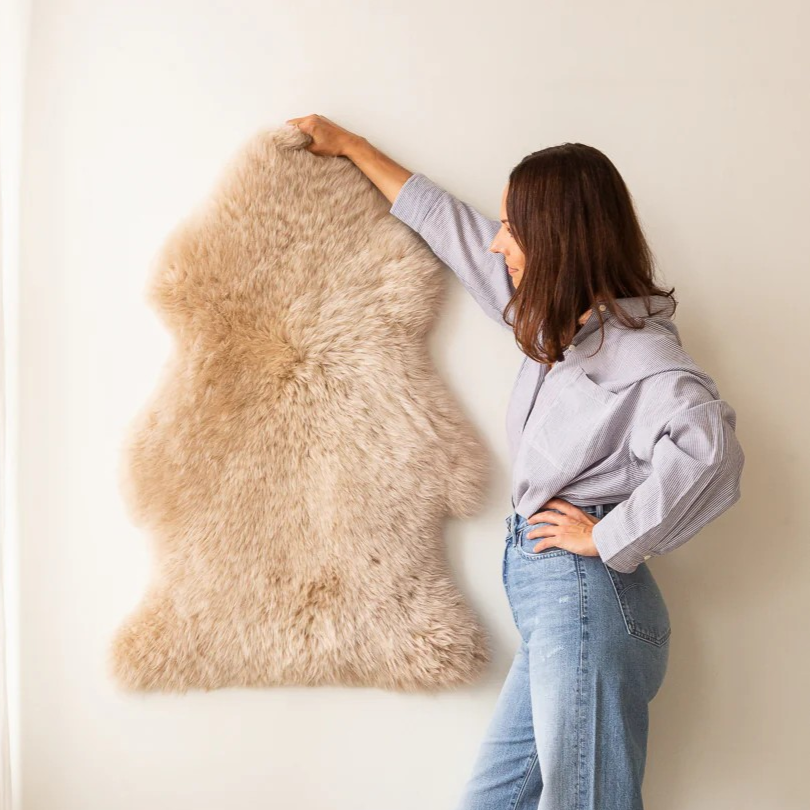 Natural New Zealand Sheepskin Rug