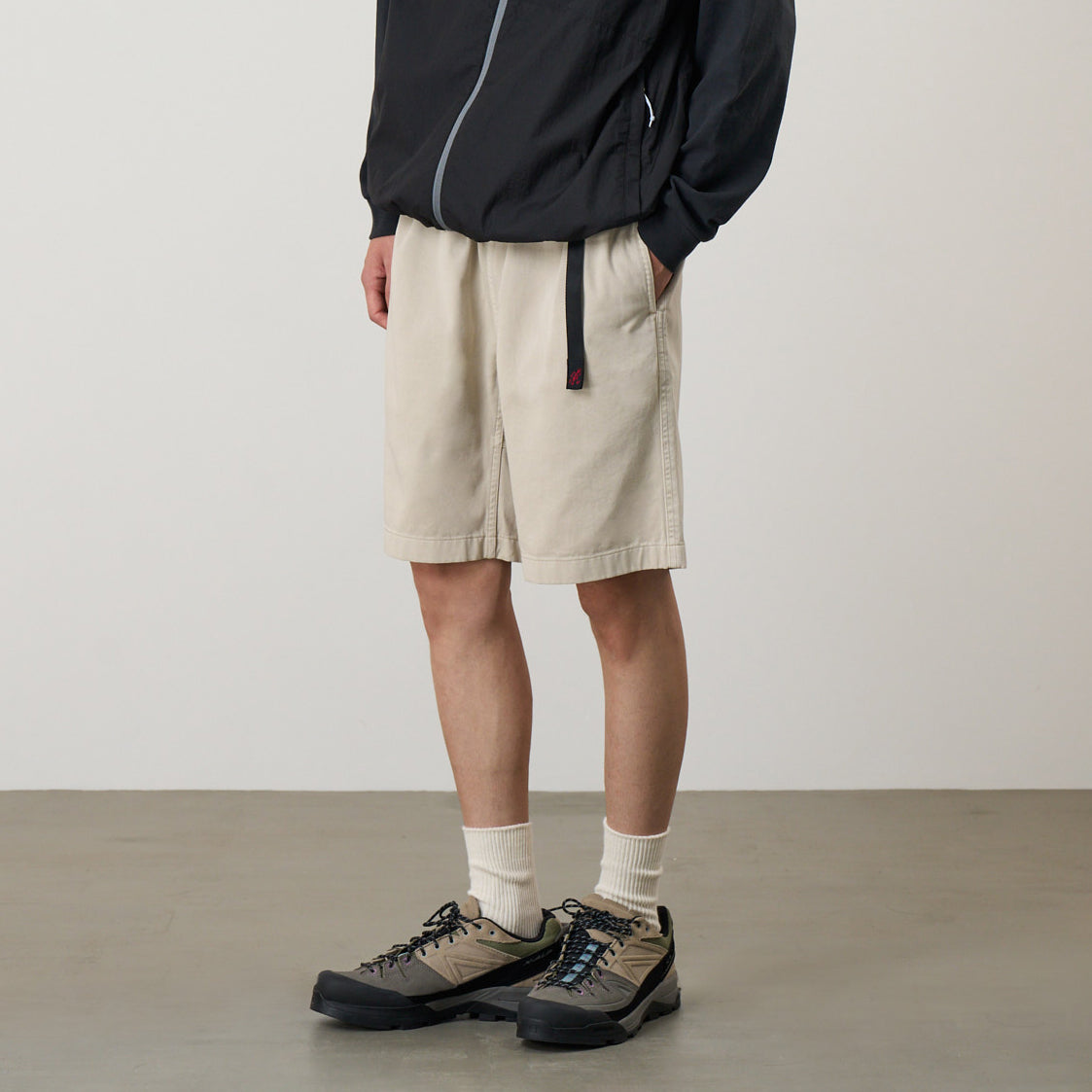 Sand Pigment Dyed G-Short