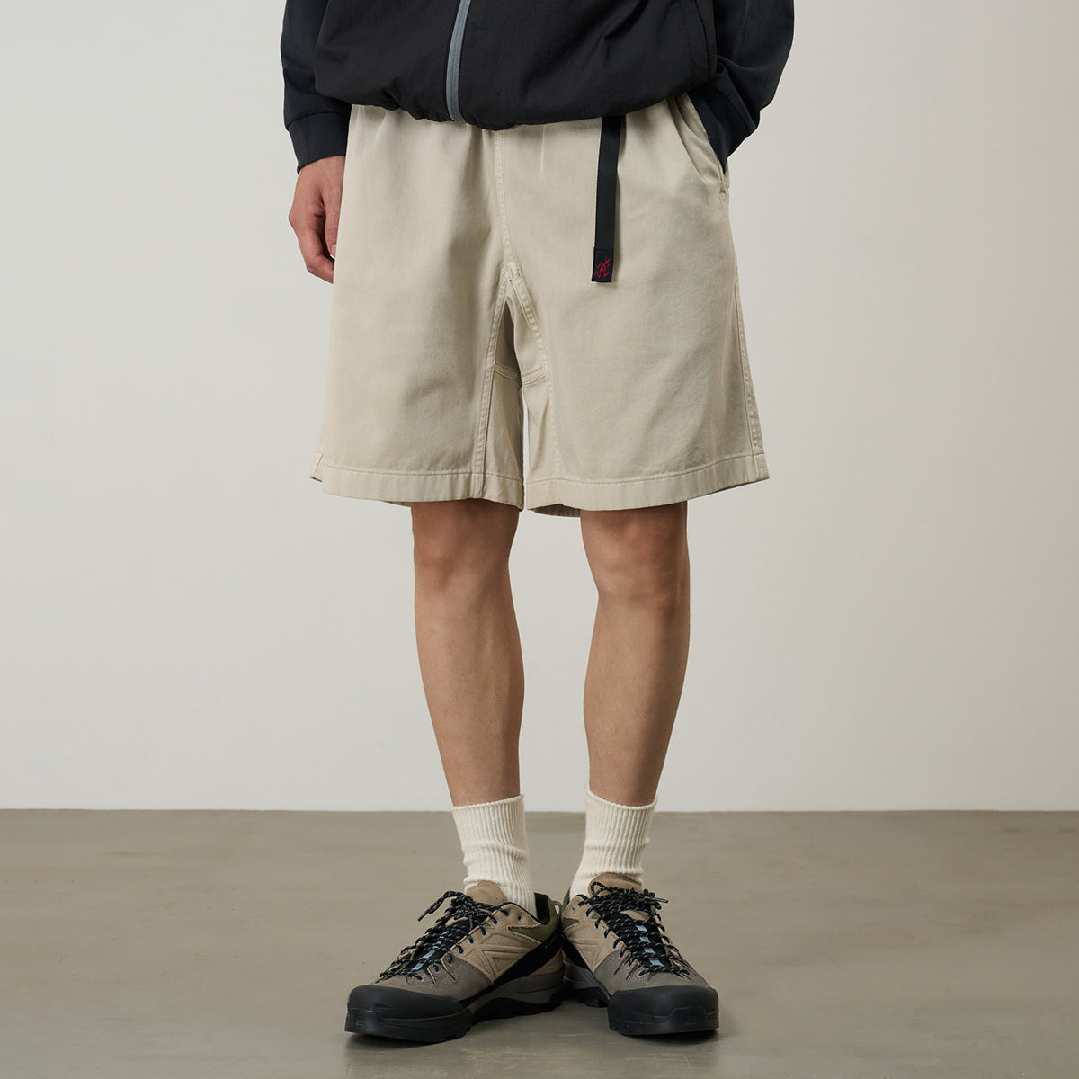 Sand Pigment Dyed G-Short