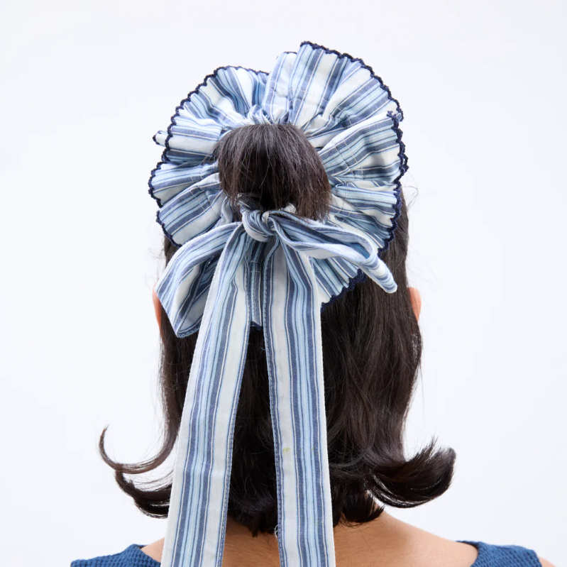 Blue Stripe Garter Bun Wrap