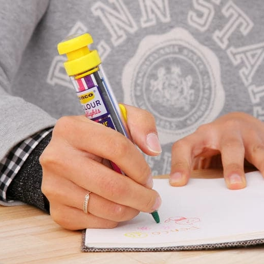 Yellow 8 Colour Crayon