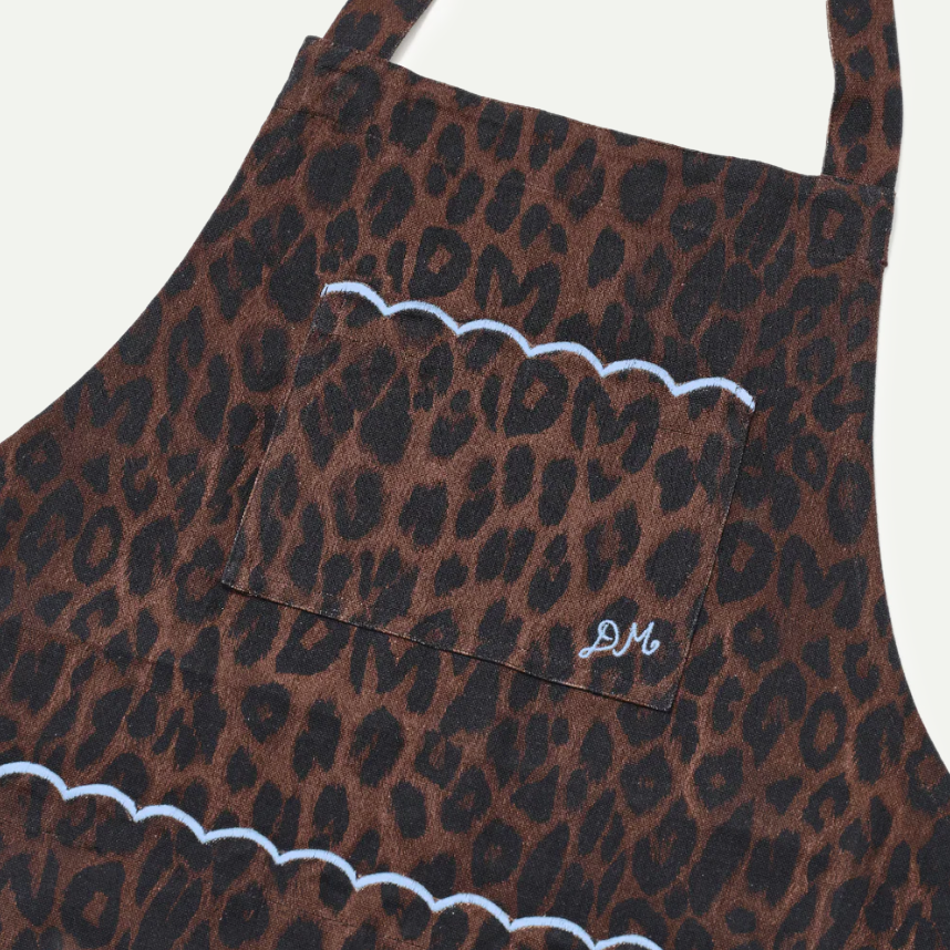 Dark Leopard Scallop Apron