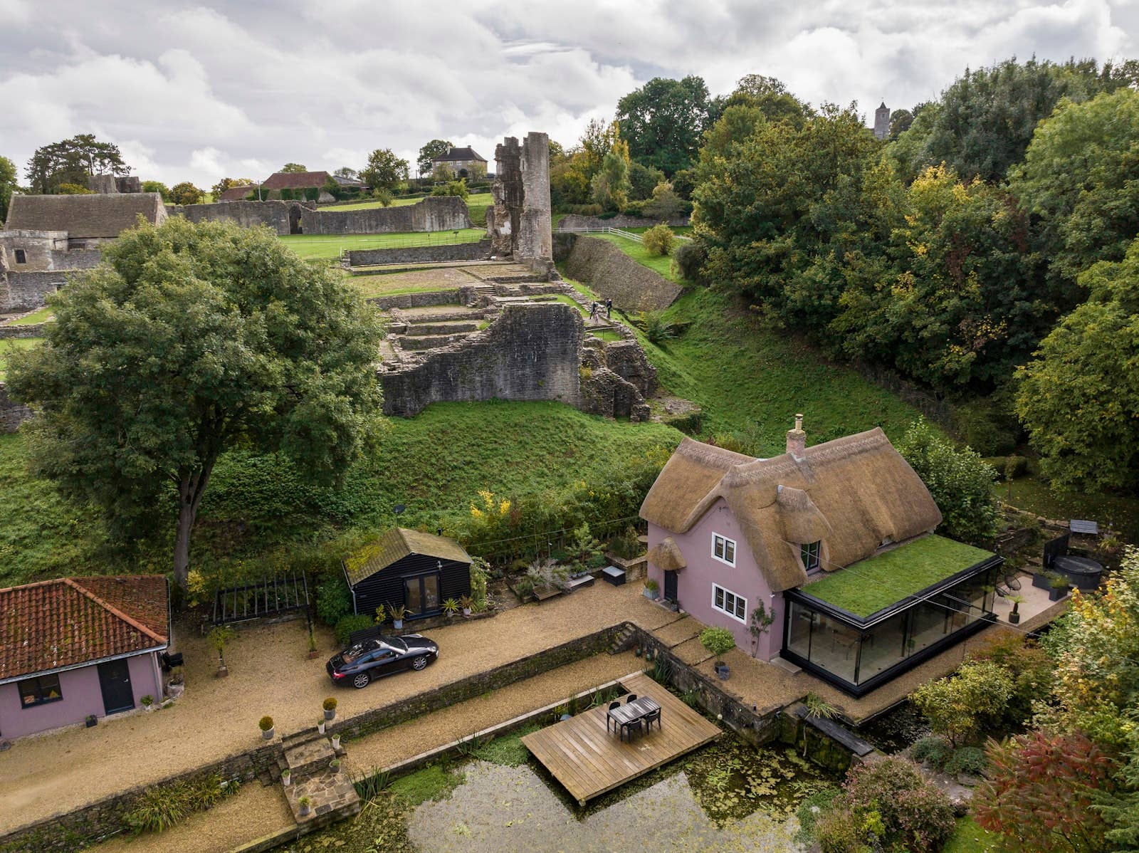 Cottagecore: New Countryside Living