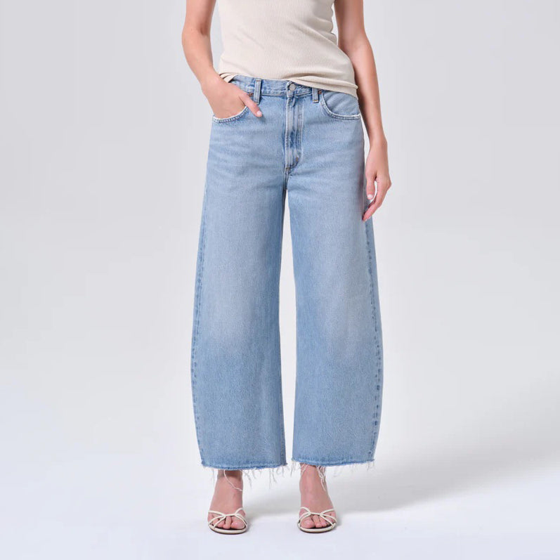 Force Low Curve Fray Jean