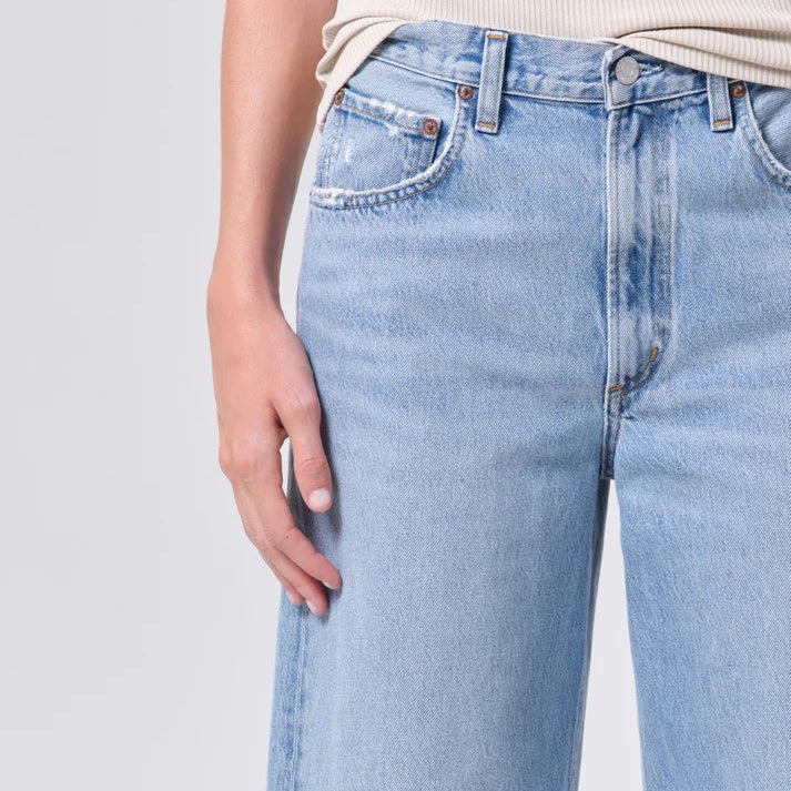Force Low Curve Fray Jean