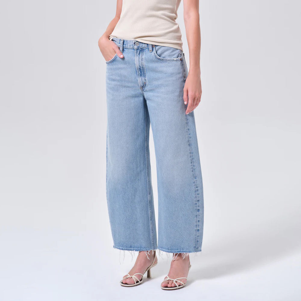 Force Low Curve Fray Jean