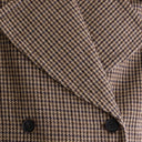 Display A Jaguar Coat